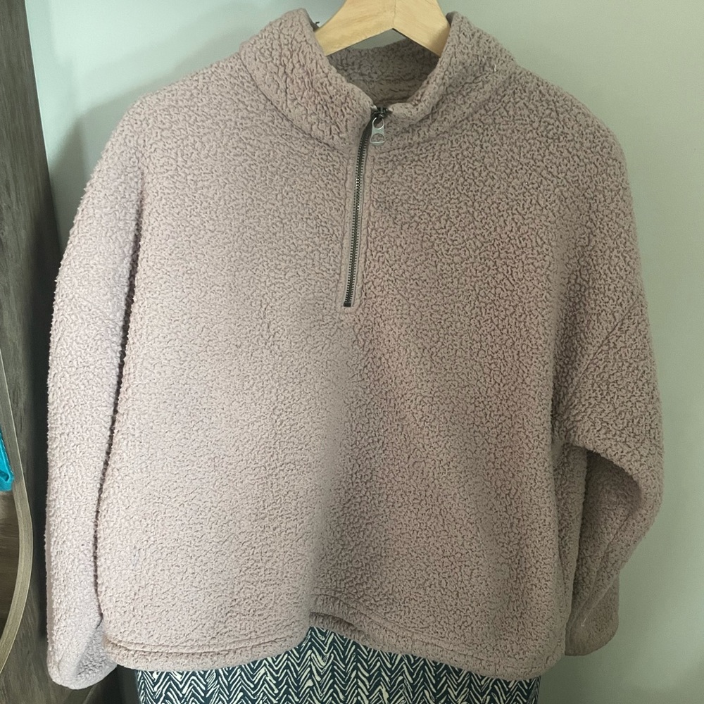 Pale Purple American Eagle Puffy Fleece